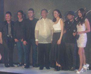 The designers with Honorable Mayor Del de Guzman.