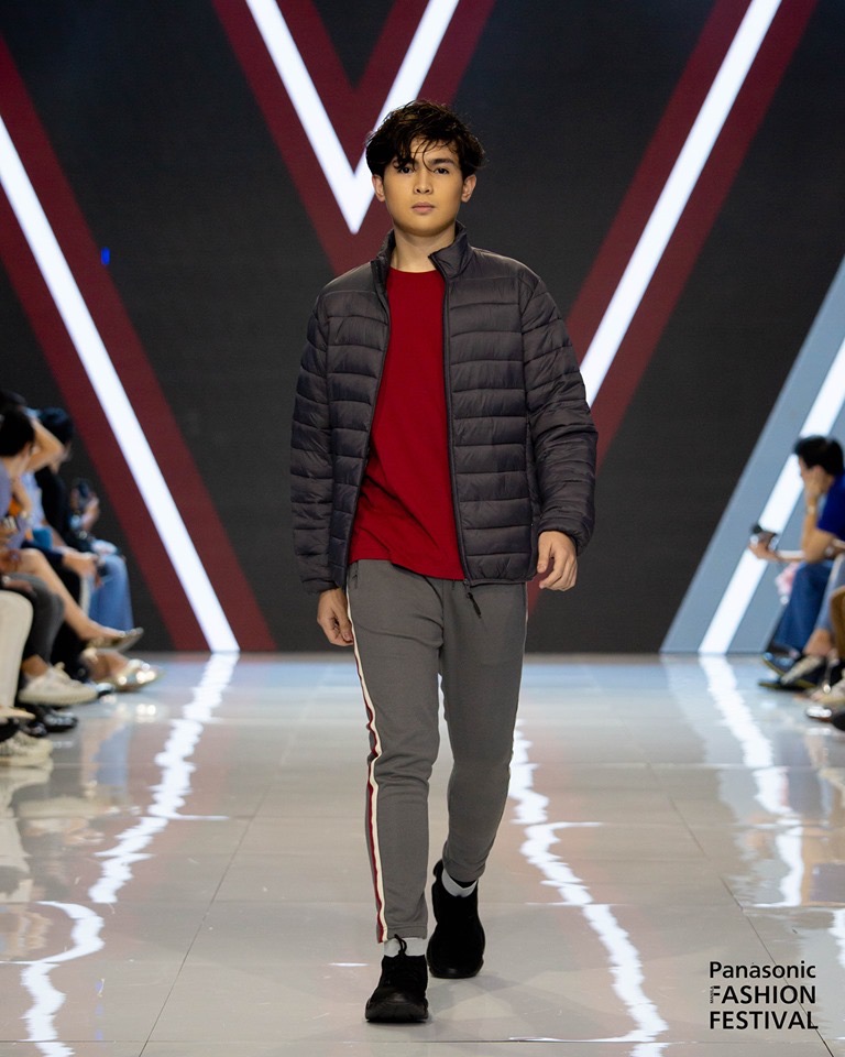 037E1E94-E859-45B4-810C-93F96403A8CB