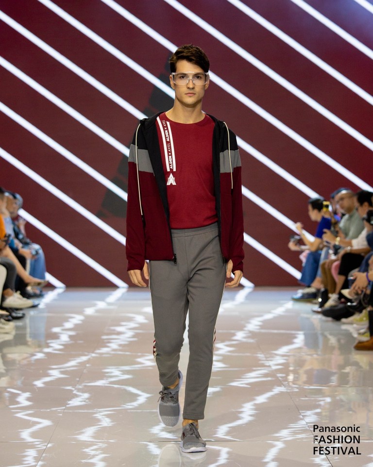 5C4048D2-A209-42DC-BC29-01C8265A3AE4