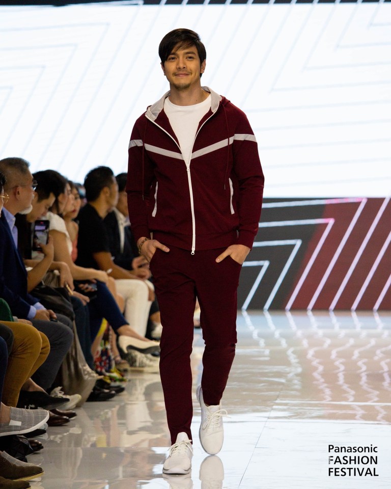 62072A04-B707-4463-BBC9-D28758189A70