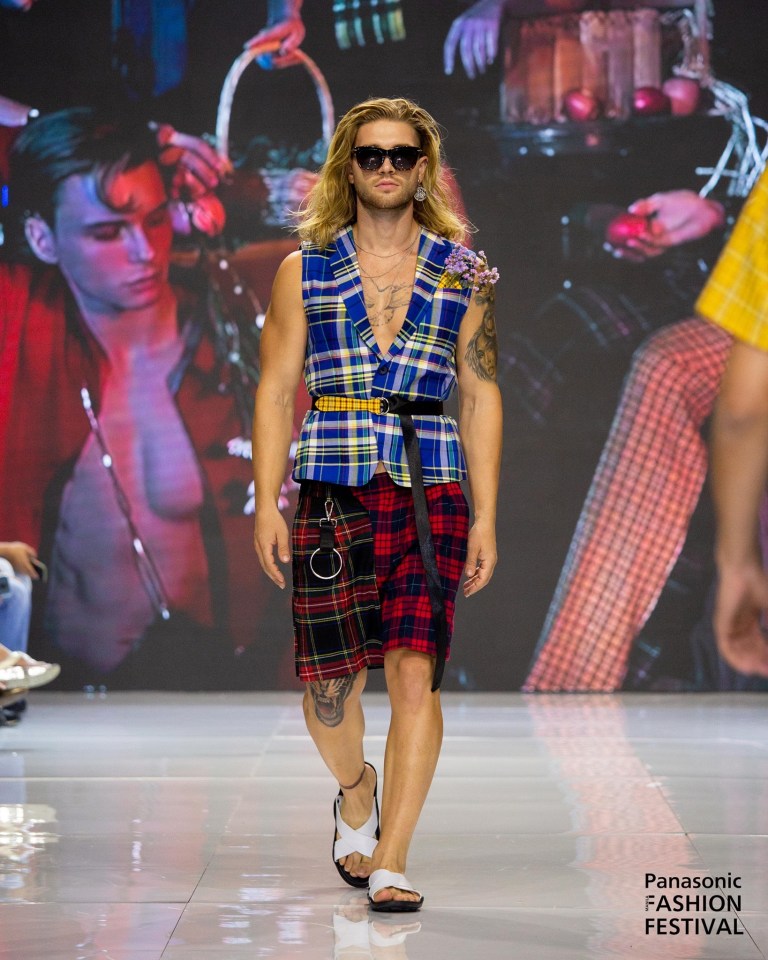 D6BAA158-55AA-4034-991E-FC1776D443A7