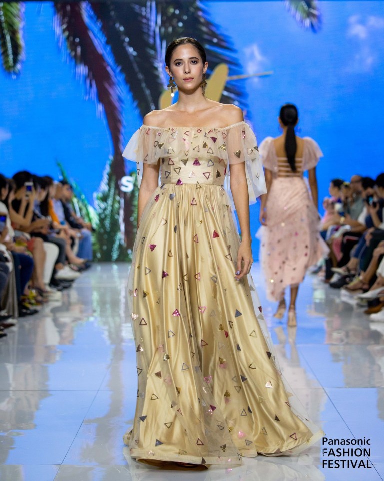 F42E1EBF-C3A7-48F9-A56D-03DB33D54C51